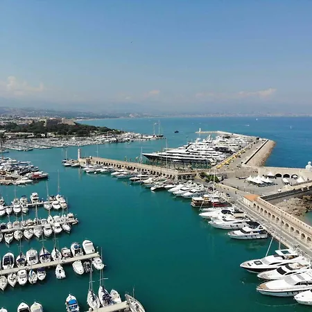 Cosy One-bedroom -stayinantibes- Le Cosy 公寓 *