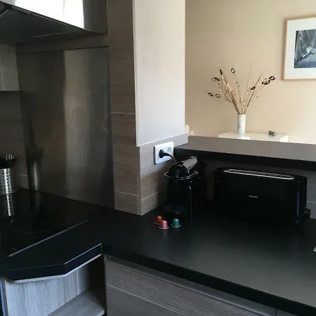 Cosy One-bedroom -stayinantibes- Le Cosy 昂蒂布