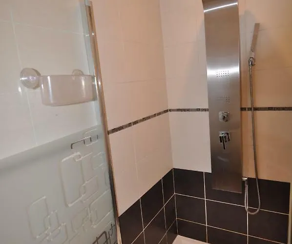 Cosy One-bedroom -stayinantibes- Le Cosy Antibes